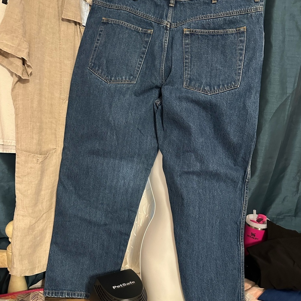 Basic Editions Classic Blue Jeans - Picture 2 of 4
